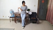精致原创 小蛇. 被投资诈骗的人欺骗，被迫参加爬行游戏