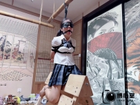 缚心室 双马尾JK少女的绳缚地狱！一天高强度折磨